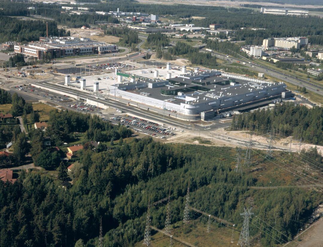 Ilmakuva kauppakeskus Jumbosta 1999. 